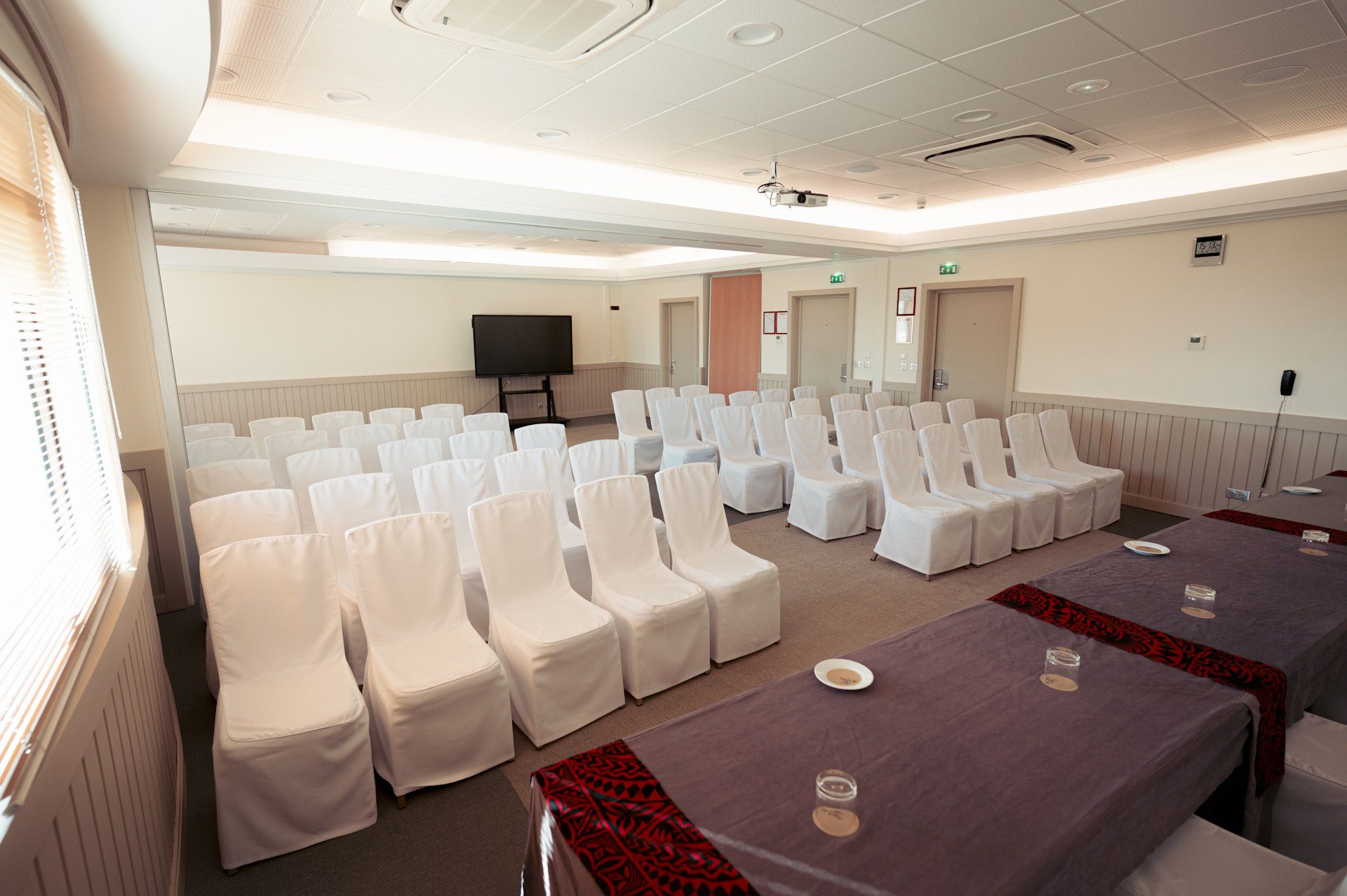 Meeting in Pitate room